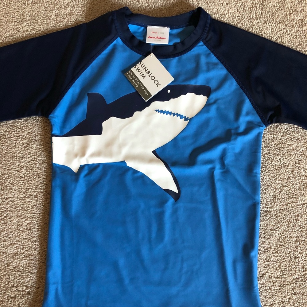 NWT Hanna Andersson swim shirt size 140
